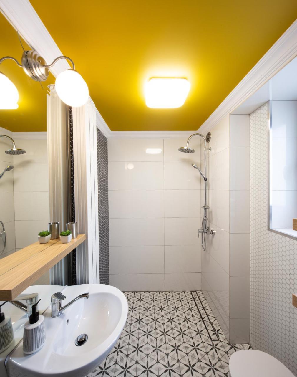 Yellow Apartment Cluj-Napoca Esterno foto